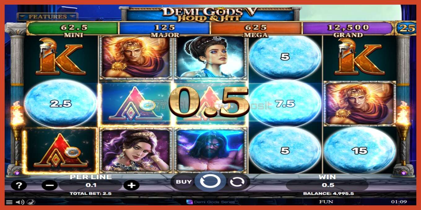 រូបថតអេក្រង់រន្ធ: Demi Gods V Hold & Hit គ្មានប្រាក់កក់, លេខ - 3