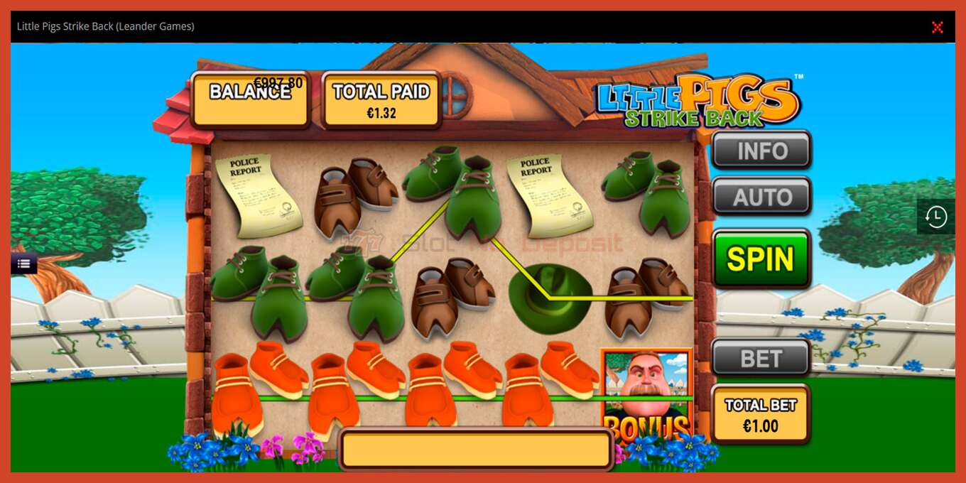 Slot screenshot: Little Pigs Strike Back no deposit, number - 3